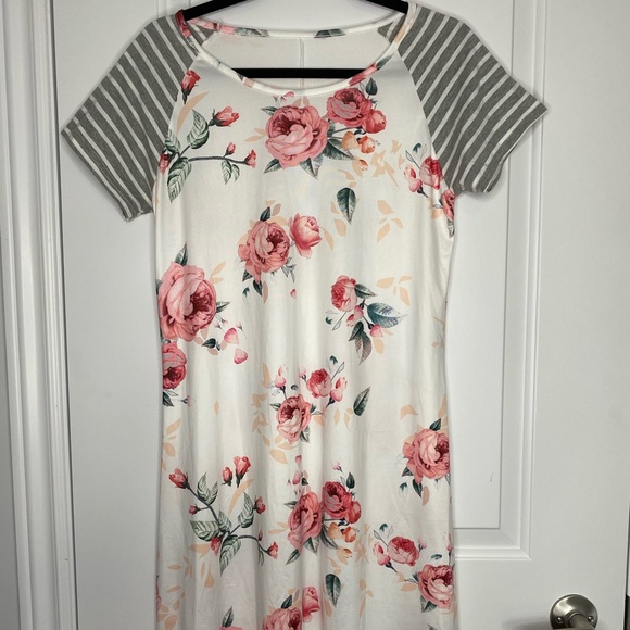 Stripped Floral Dress - Picture 2 of 2